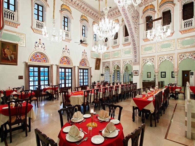 Laxmi Niwas Palace Баратпур Екстериор снимка