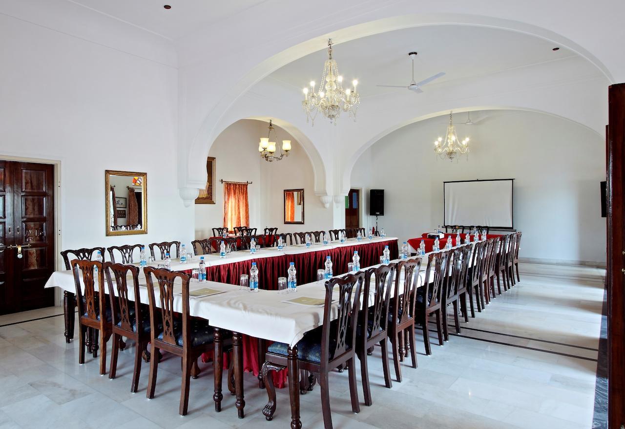 Laxmi Niwas Palace Баратпур Екстериор снимка